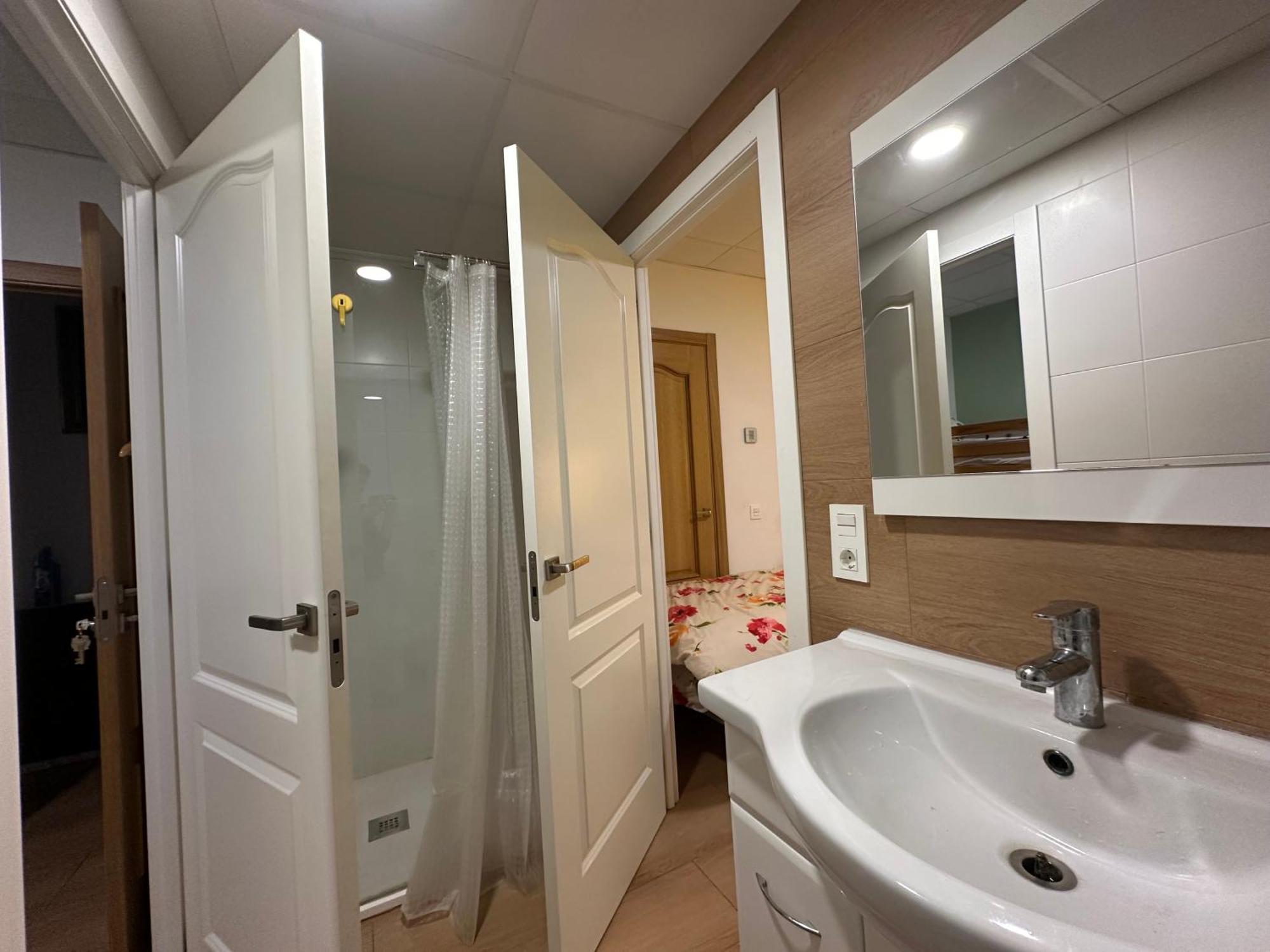 Mirador 2 Del Mercado Central - Habitacion Con Bano Privado En El Centro De La Ciudad Vella Valencia Exteriör bild