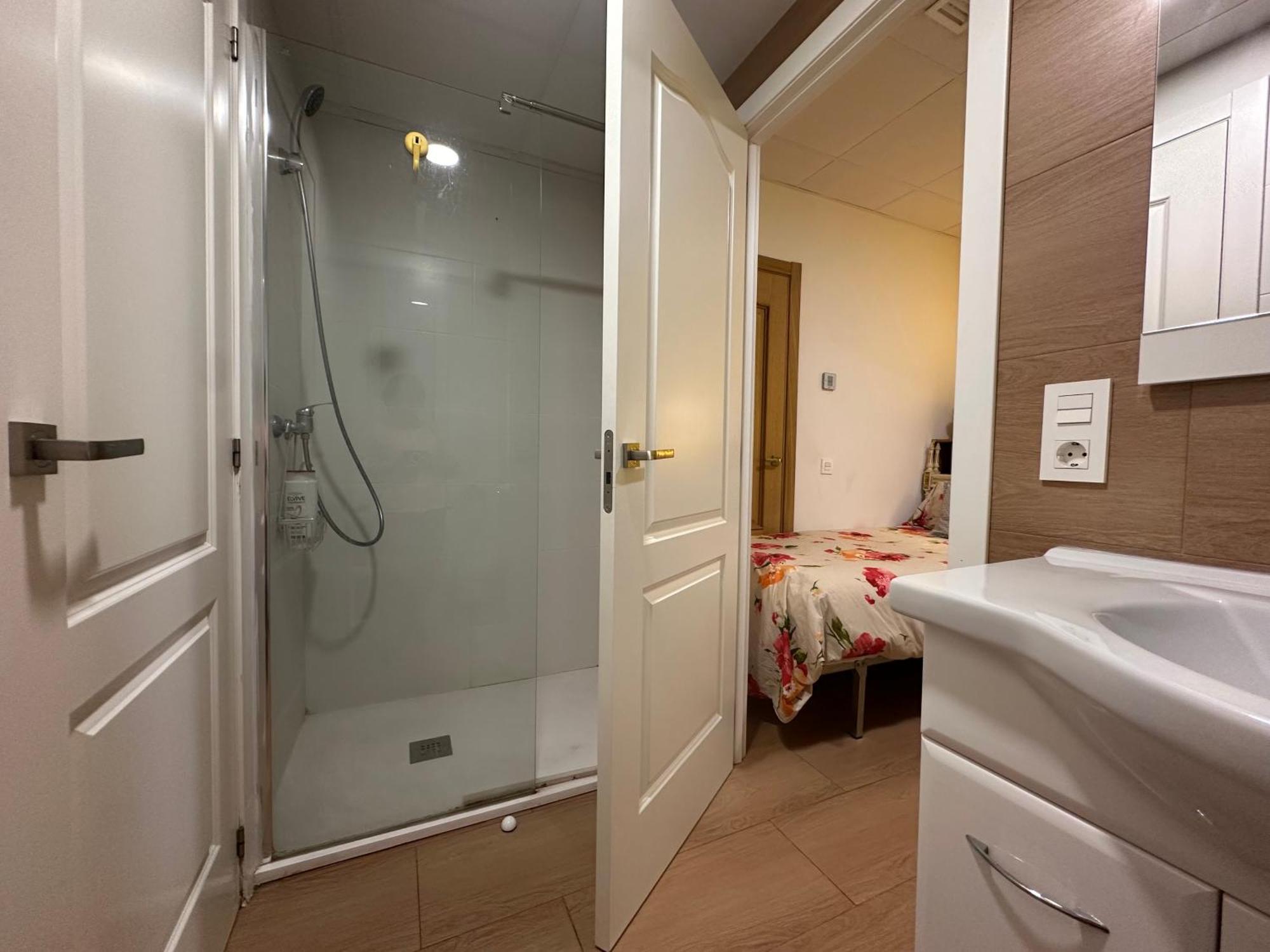 Mirador 2 Del Mercado Central - Habitacion Con Bano Privado En El Centro De La Ciudad Vella Valencia Exteriör bild