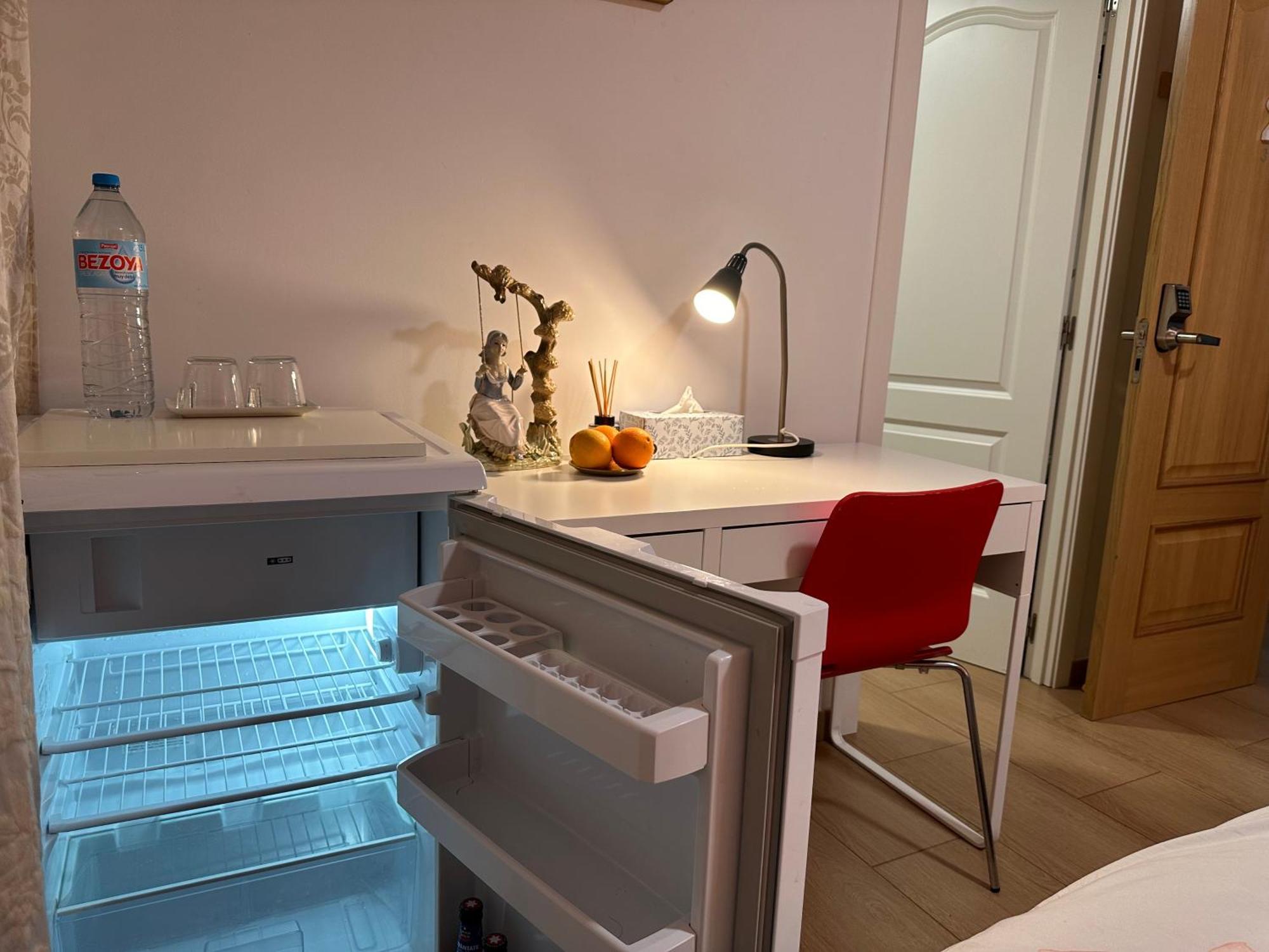 Mirador 2 Del Mercado Central - Habitacion Con Bano Privado En El Centro De La Ciudad Vella Valencia Exteriör bild