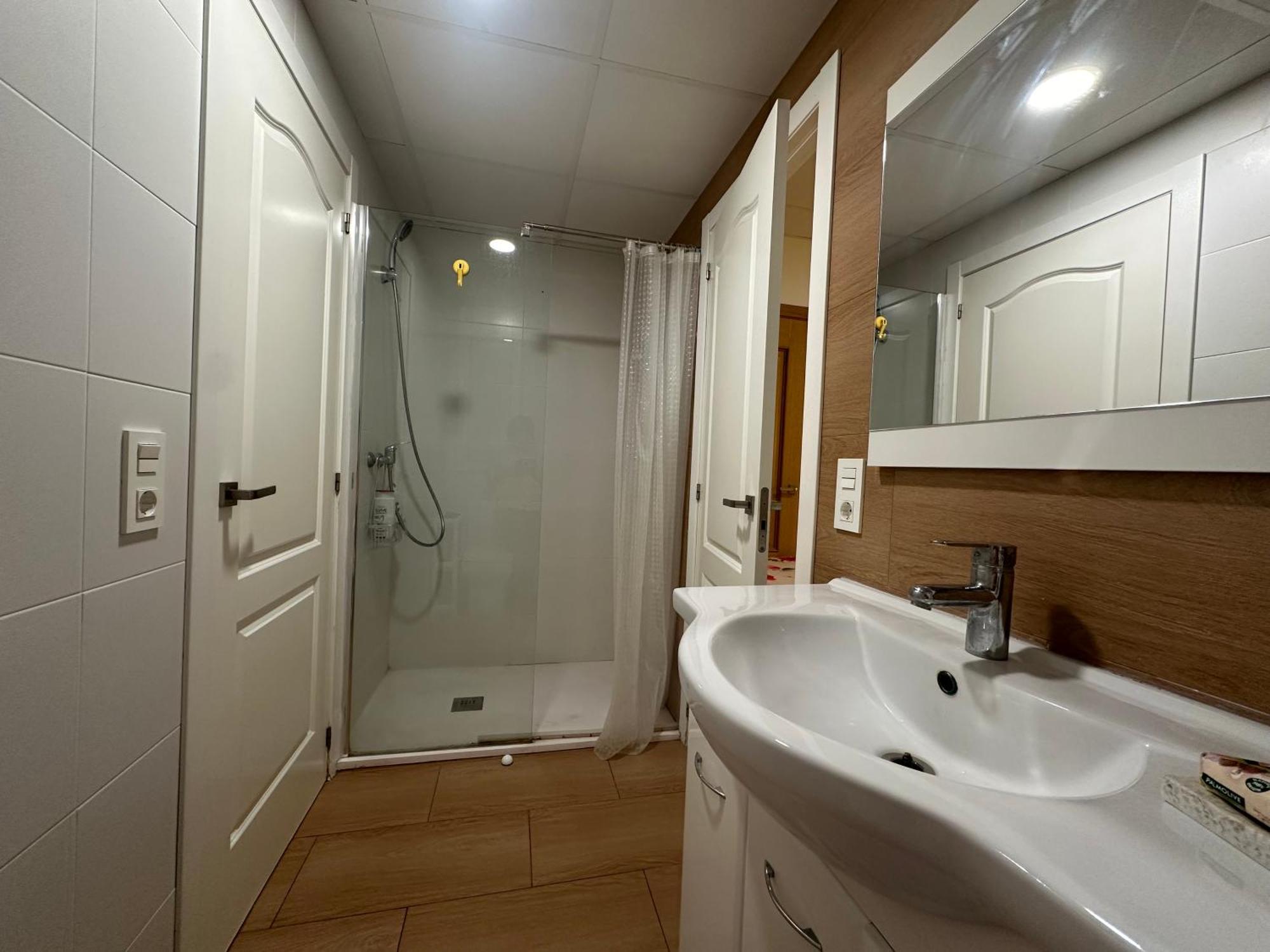 Mirador 2 Del Mercado Central - Habitacion Con Bano Privado En El Centro De La Ciudad Vella Valencia Exteriör bild