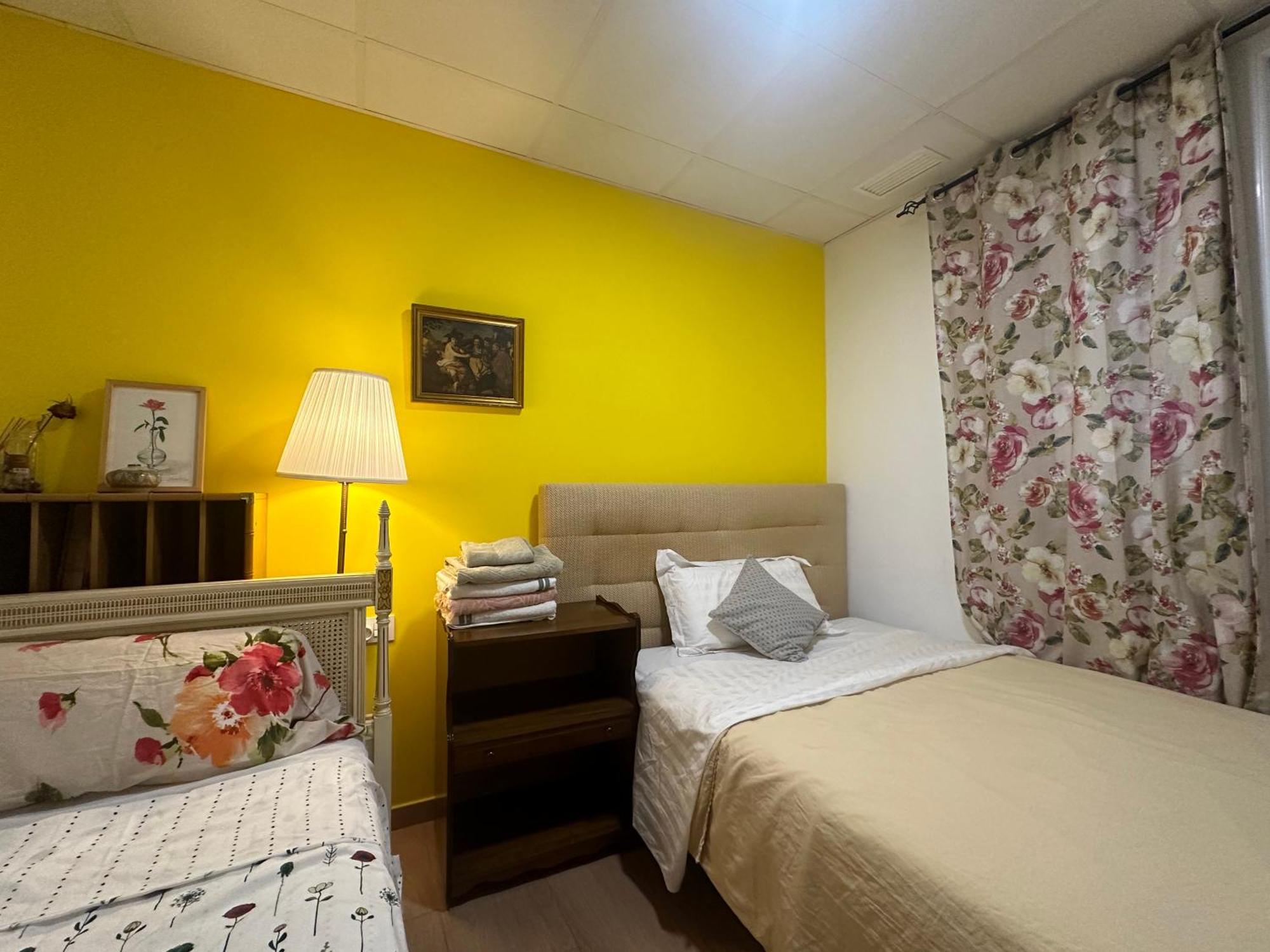 Mirador 2 Del Mercado Central - Habitacion Con Bano Privado En El Centro De La Ciudad Vella Valencia Exteriör bild
