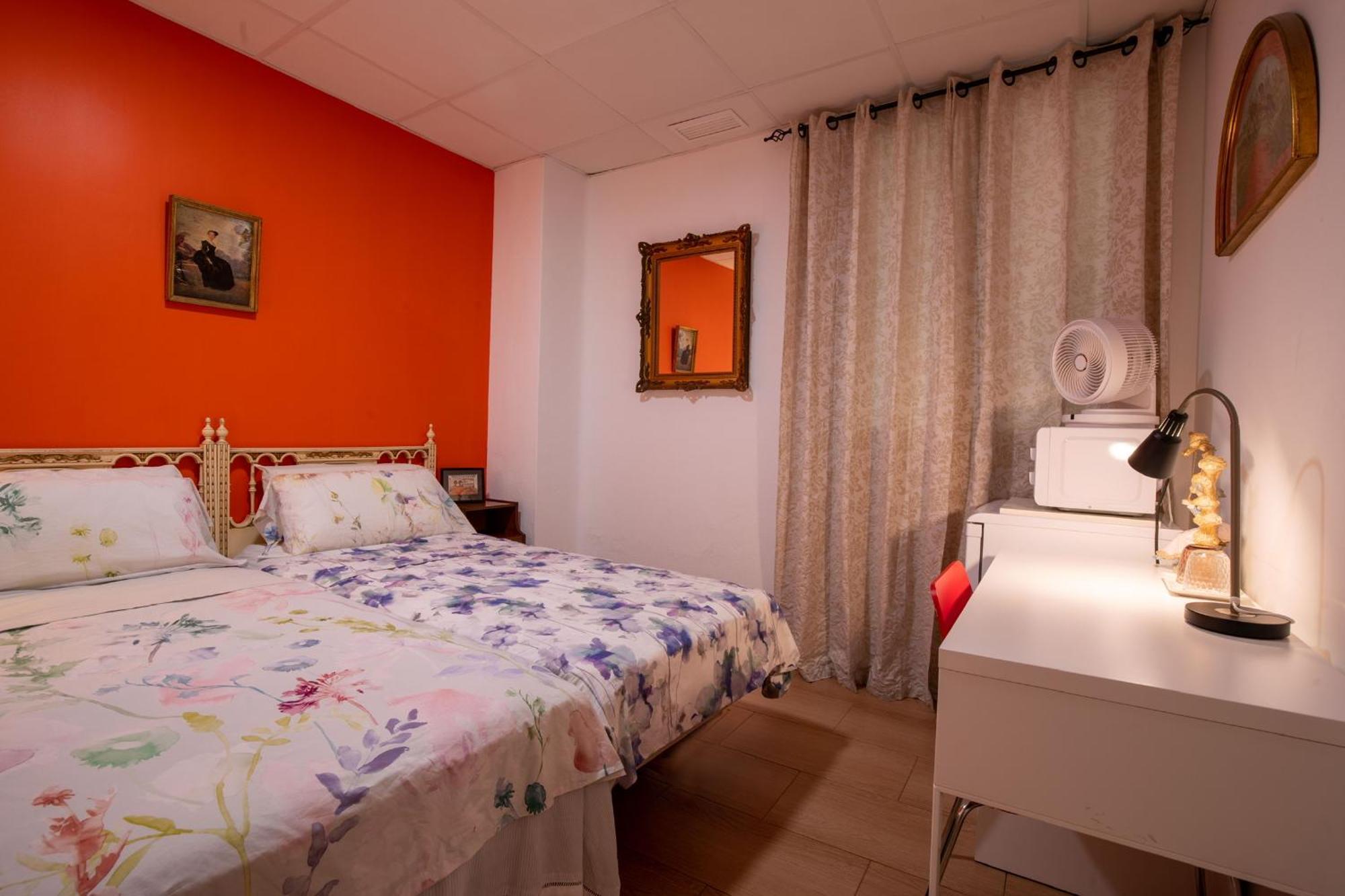 Mirador 2 Del Mercado Central - Habitacion Con Bano Privado En El Centro De La Ciudad Vella Valencia Exteriör bild