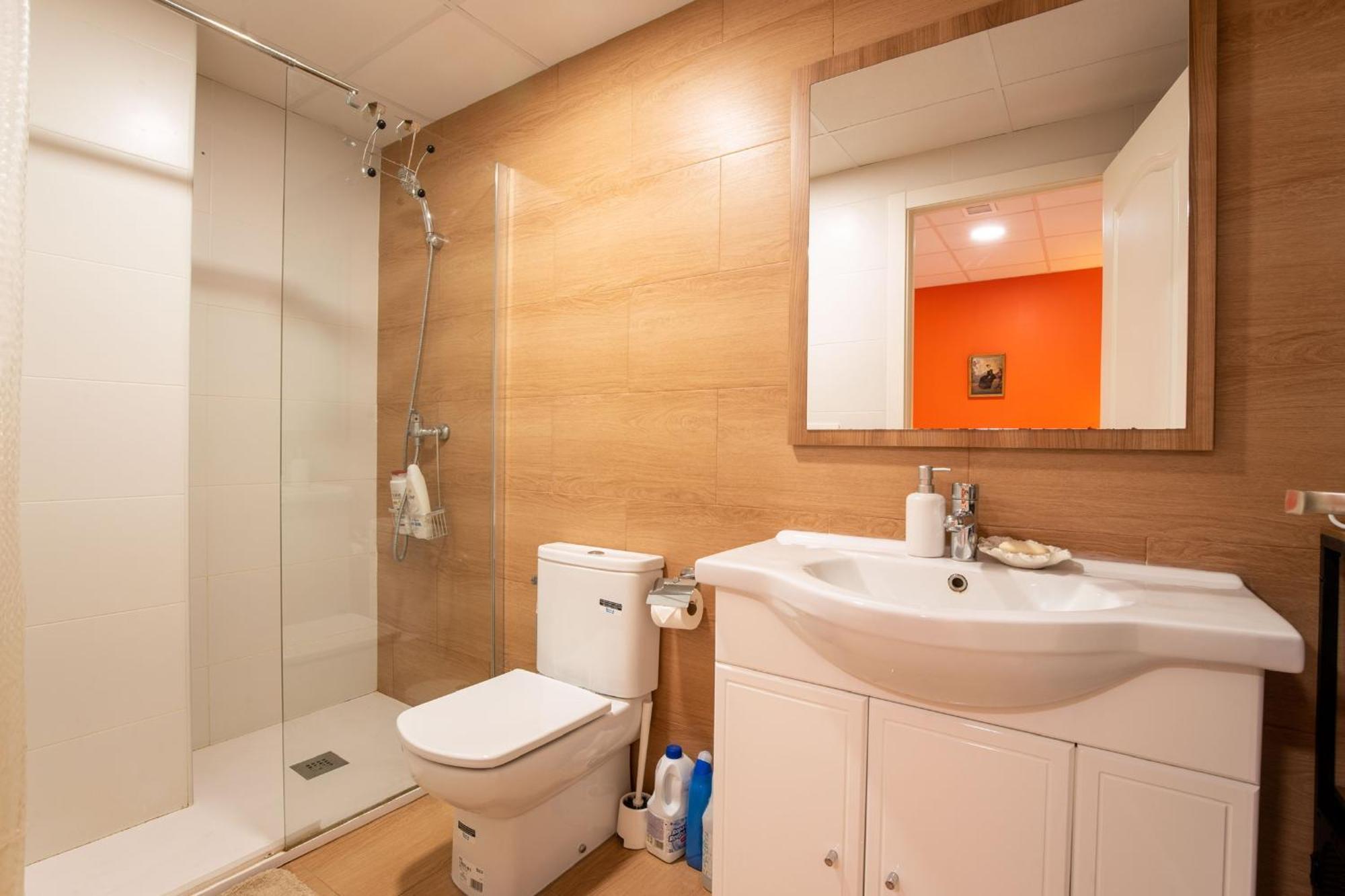 Mirador 2 Del Mercado Central - Habitacion Con Bano Privado En El Centro De La Ciudad Vella Valencia Exteriör bild
